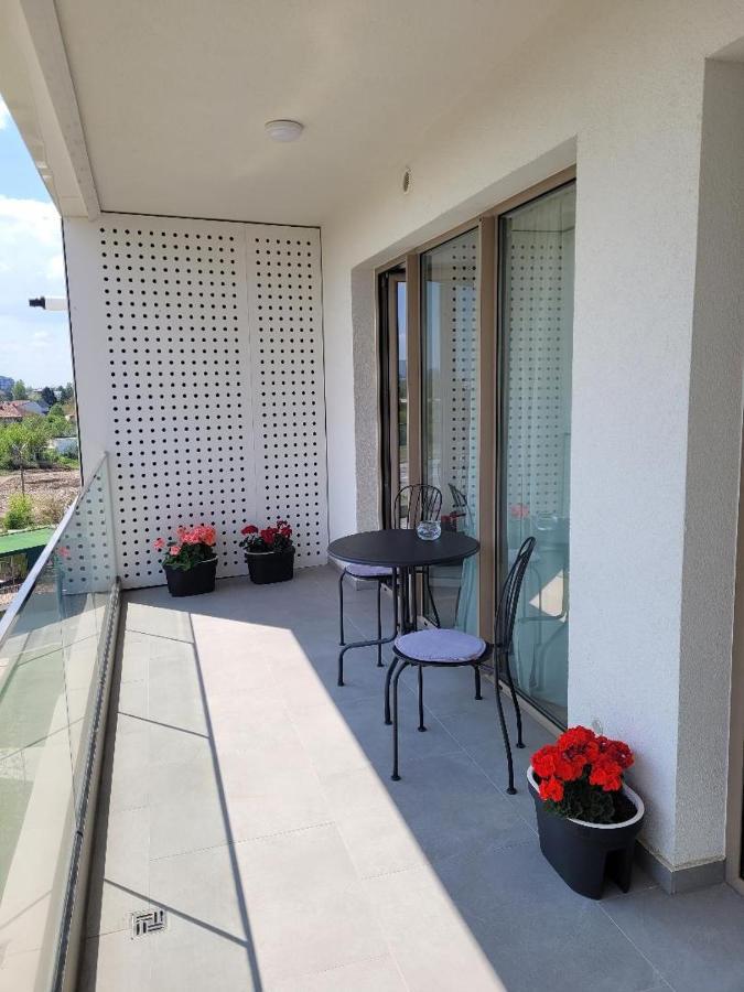 Art Apartment Bukarest Exterior foto